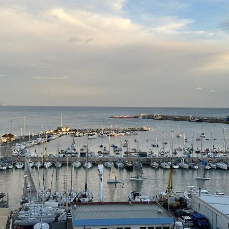 Mare Cibo E Relax Ad Anzio Appartement Buitenkant foto